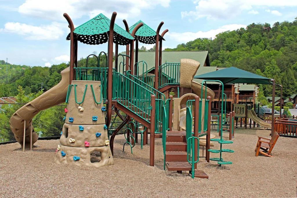 2Br Westgate Resort Sleeps 10 - Smoky Mtn Condo With Free Water Park Gatlinburg Exterior photo